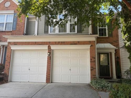 Duluth Apartment | Beautiful and cozy house in Duluth!