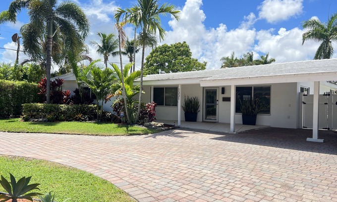 Cypress Lakes Villa | Beautiful and renovated villa - 5mn from the beach