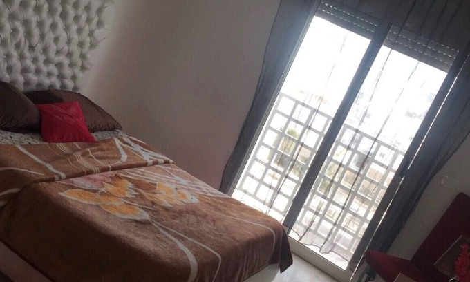 Ennasr Apartment | Beautiful and spacious apartment with balcony