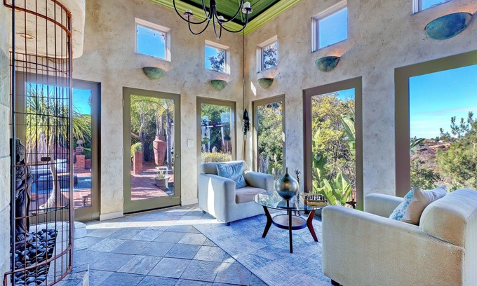 Talmadge House | Beautiful and Unique Canyon Home