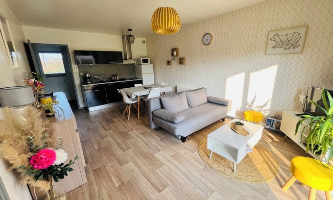 Plestin-les-Greves Apartment | Beautiful apartment close to the sea