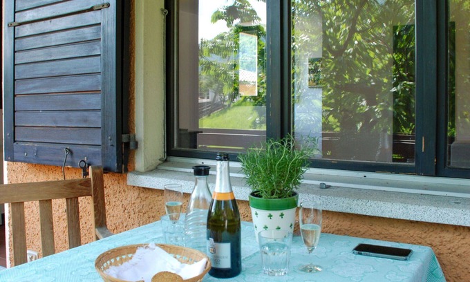 Brusino Arsizio Apartment | Beautiful apartment for 4 guests with WIFI, TV, balcony and parking