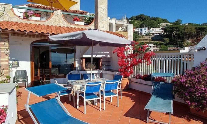 Fiaiano Apartment | Beautiful apartment for 9 guests with A/C, WIFI, TV, terrace and parking