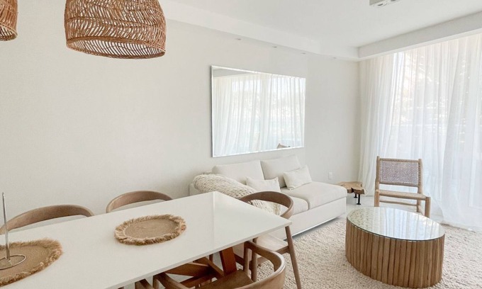 El Placer Apartment | Beautiful apartment in paramount all inclusive in one of the best buildings in the city.