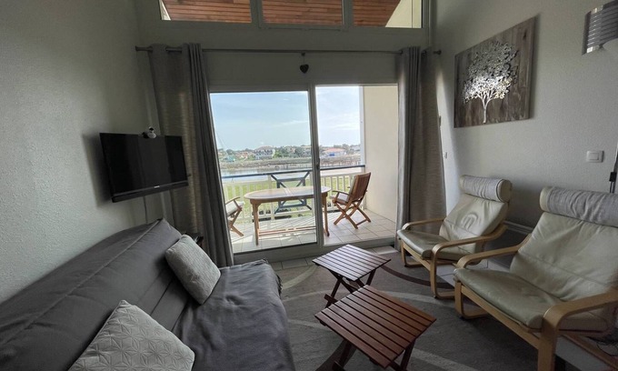 Mimizan-Plage Apartment | Beautiful apartment classified 3 * for 4 to 6 people 1 km from the beach of MIMIZAN