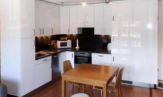 Heremence Apartment | Beautiful apartment for 4 guests with WIFI, TV, balcony, panoramic view and parking