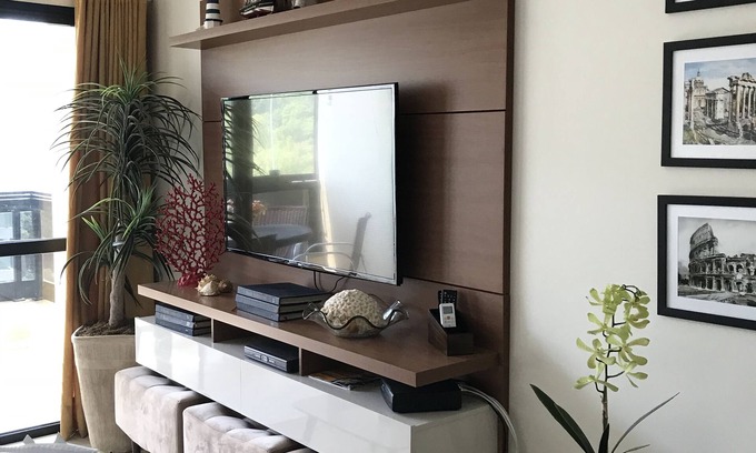 Pitangueiras Apartment | Beautiful apartment in Guarujá 80 meters from Pitangueiras beach