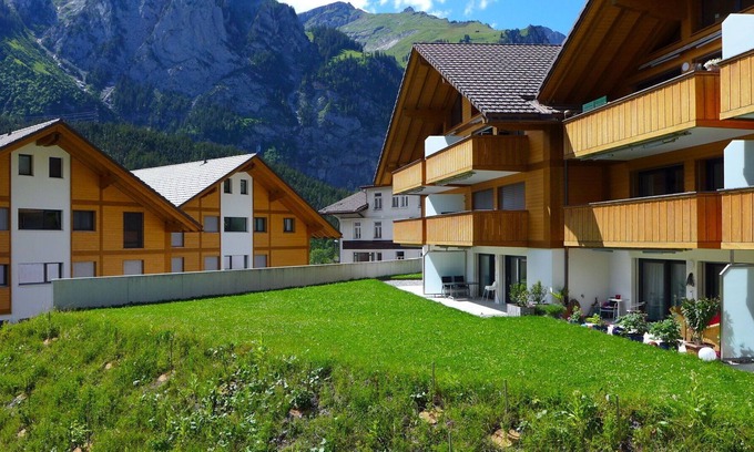 Blausee Apartment | Beautiful apartment for 4 people with WIFI, TV, balcony and parking
