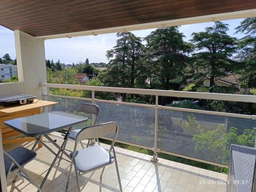 Le Mourillon Apartment | Beautiful apartment close to the beach