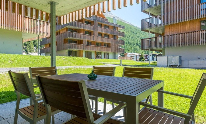 Saas Grund Apartment | Beautiful apartment for 7 guests with WIFI, TV, balcony and pets allowed