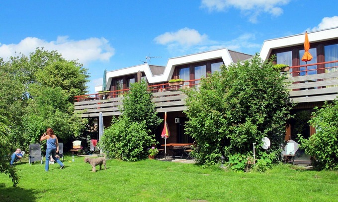 Friedrichskoog Apartment | Beautiful apartment for 4 guests with WIFI, TV, terrace and parking