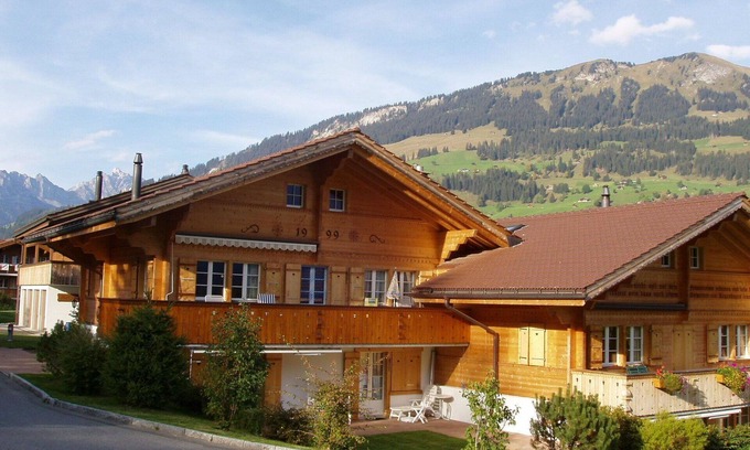 Lenk Apartment | Beautiful apartment for 6 people with WIFI and TV