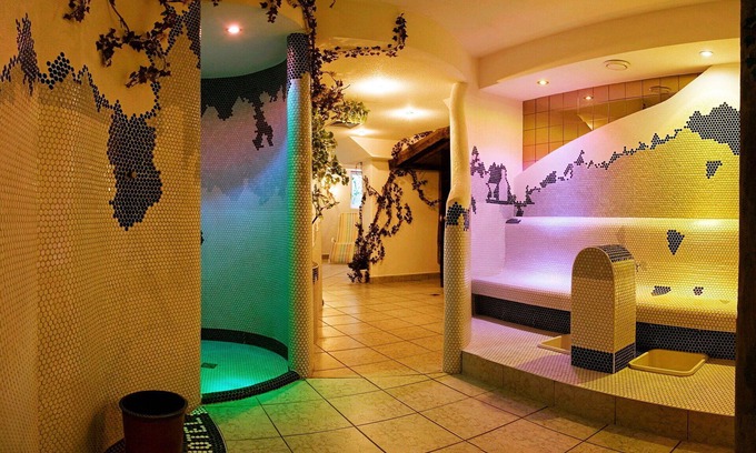 Feichten Apartment | Beautiful apartment for 6 people with WIFI, TV, balcony and parking