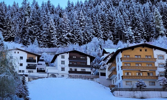 Ischgl Apartment | Beautiful apartment for 3 people with WIFI, TV and pets allowed