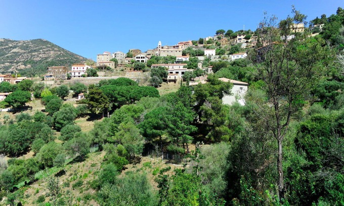 Partinello Apartment | Beautiful apartment for 4 people with WIFI, A/C, TV, patio, pets allowed, panoramic view and par.