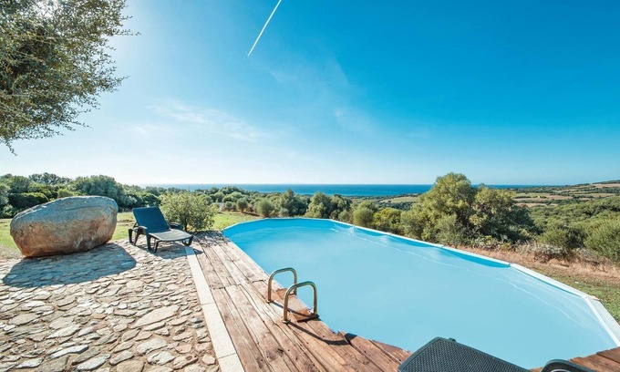 Badesi Apartment | Beautiful apartment in Badesi OT