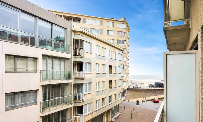 Mariakerke Apartment | Beautiful apartment in Oostende