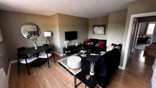 Claygate Apartment | Beautiful apartment in Claygate Close to London
