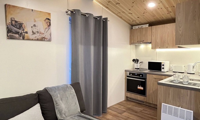 Wemding House | Beautiful apartment in villa for 4 people with WIFI, TV, terrace and parking