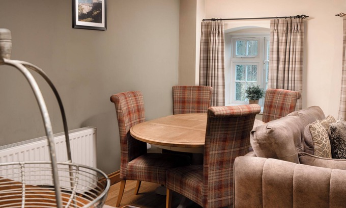 Airton Apartment | Beautiful apartment in the Yorkshire Dales nRiverside Walk