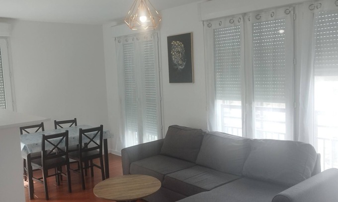 Meaux Apartment | Beautiful apartment in Meaux, 15 minutes from Disneyland