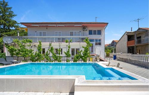 Sibenik Apartment | Beautiful Apartment In Sibenik