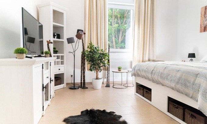 Landstuhl Apartment | Beautiful Apartment in town centre (TLA/TDY/TLF)