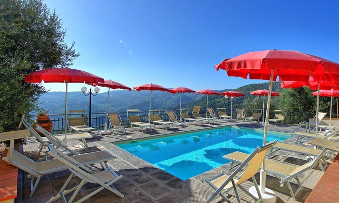 Montebonello Villa | Beautiful apartment in villa with pool, A/C, WIFI, TV, patio, pets allowed and panoramic view