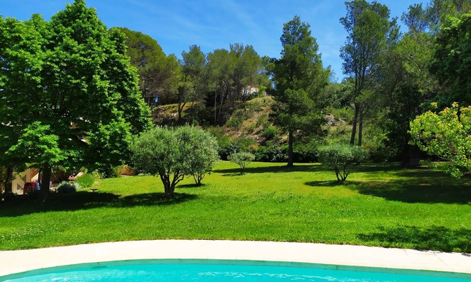 Pujaut House | BEAUTIFUL ARCHITECT HOUSE IN A GREEN CASE NEAR AVIGNON