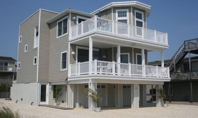 Harvey Cedars House | Beautiful Bayside Home Close to Beach