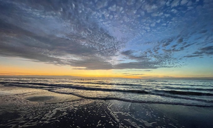 Indian Rocks Beach Condo | Beautiful BEACHFRONT Condo 3Bedroom/2Bathroom