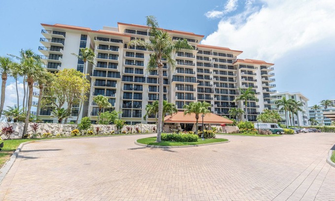Marco Island Condo | Beautiful Beachfront Apartment, Marco Island,