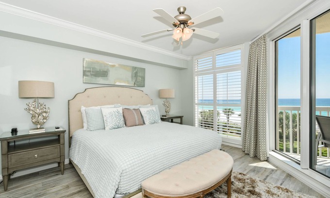 Fort Walton Beach - Destin Condo | Beautiful Beachfront Condo w/Onsite Spa, Restaurant, Gym & More in Destin! 🐚