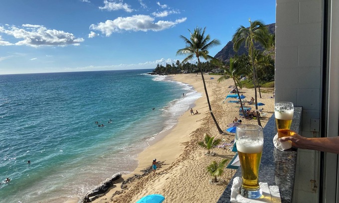 Makaha Condo | Beautiful beachfront paradise for lovers in North West Oahu Hawaii