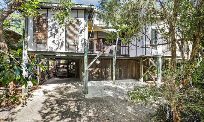 Point Lookout House | Beautiful Beachhouse In Central Point Lookout