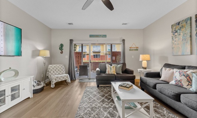 Miramar Beach House | Beautiful BeachHouse few steps to Community Pool. 5 Min Walk to Beach & shops