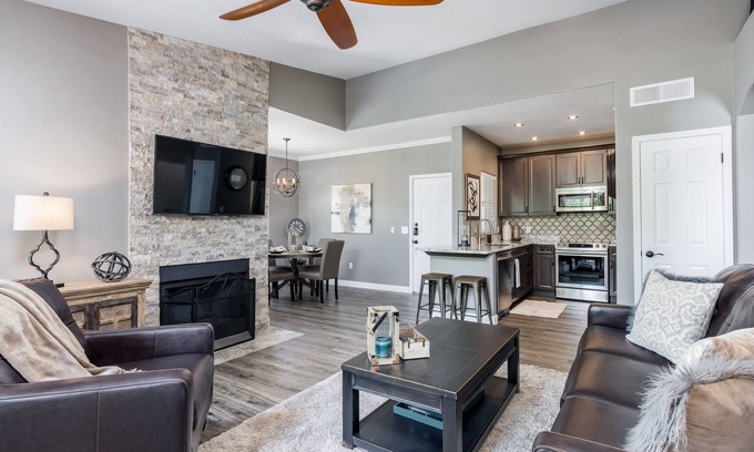 Paradise Valley Village Condo | Beautiful Bella Terra @ Paradise Valley Scottsdale