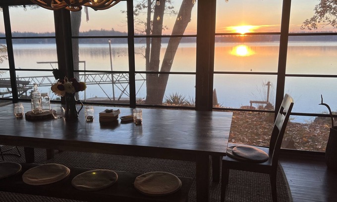Havelock-Belmont-Methuen Cottage | Beautiful Belmont Lake Cottage