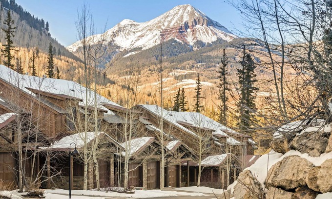 Purgatory House | Beautiful Black Bear townhome across from Purgatory Resort. Club access!