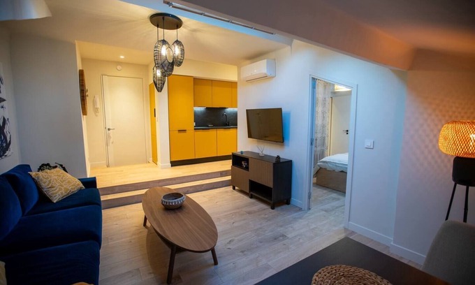 Riou - Petit Juas - Av de Grasse Apartment | Beautiful brand new apartment in downtown Cannes close to Palais des Festival