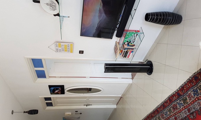 Essaouira Apartment | Beautiful bright and clean two bed apartament quiet area, 7min walk to the beach