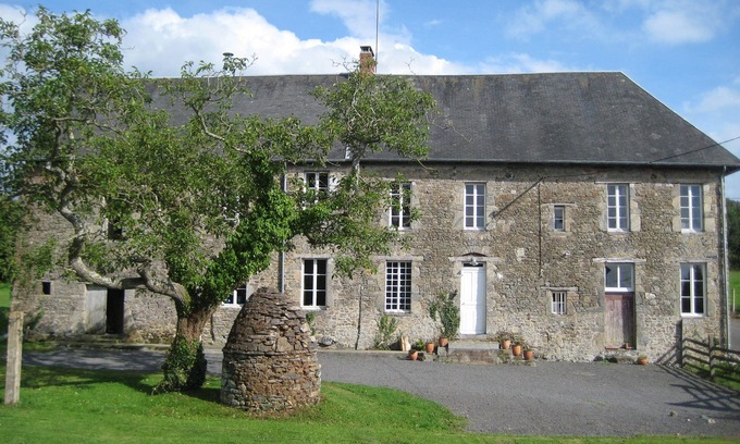 Savigny House | Beautiful C17 Manor House with stunning views