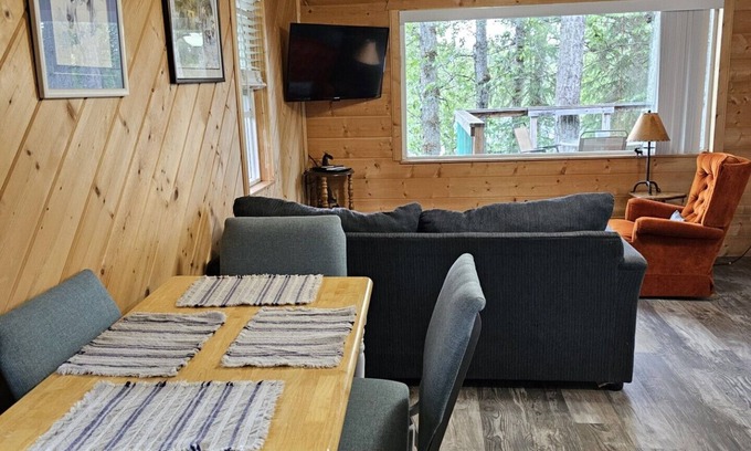 Kasilof Cabin | Beautiful Cabin with view of Kasilof River - Access to private dock