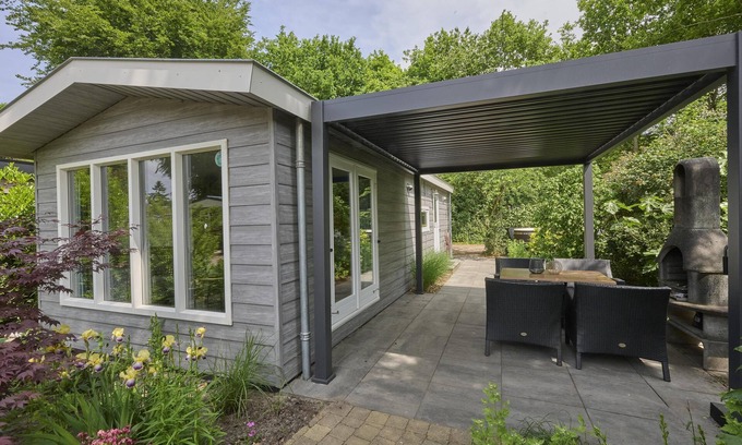 Hulshorst Ski Chalet | Beautiful chalet with wellness on the Veluwe