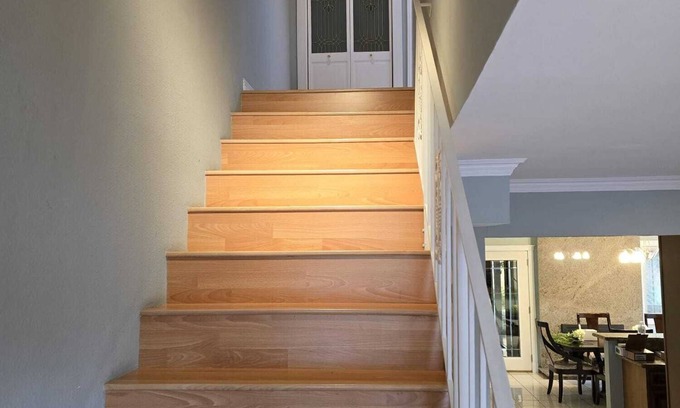 Union City House | Beautiful classy house for relaxation. Huge spaces and a great ambiance.