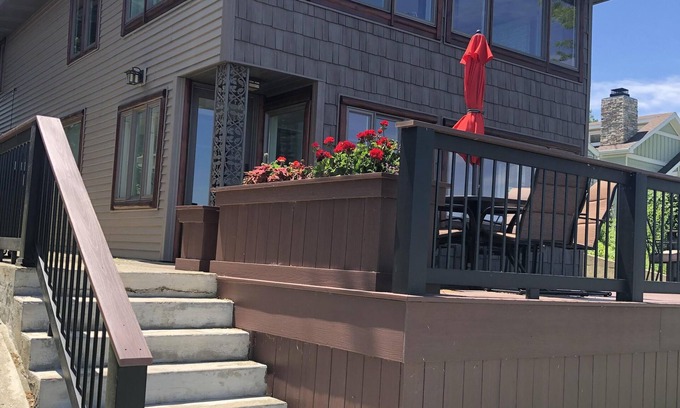 Clear Lake House | Beautiful Clear Lake 4 bedroom lakefront home in Fremont, Indiana!