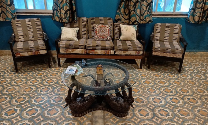 Lonavala House | Beautiful colonial Rowhouse with 2000 sqft Pvt garden, Lonavala