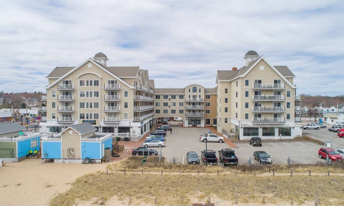Old Orchard Beach Condo | Beautiful Condo Just steps to Ocean at the Grand Victorian