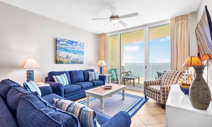 Panama City Beach Condo | Beautiful Condo w/Beach Service! Book for Fall Break!