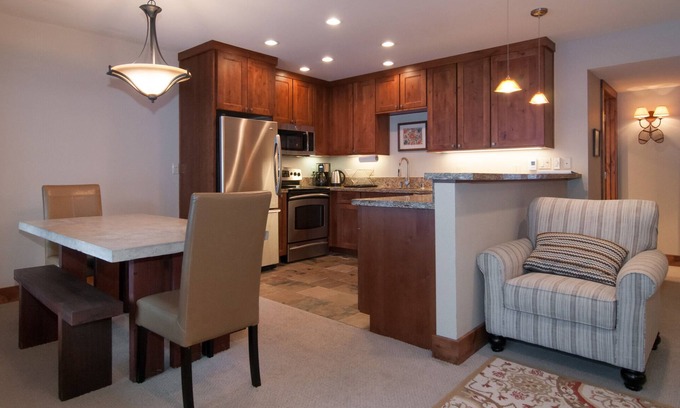 Olympic Valley Condo | Beautiful Condo In The Heart Of Olympic Valley/Palisades Tahoe